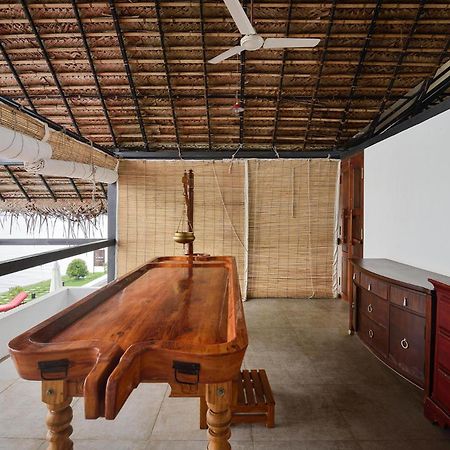 Stayvista At The Rain - River Villa With Infinity Pool Alappuzha Exteriör bild